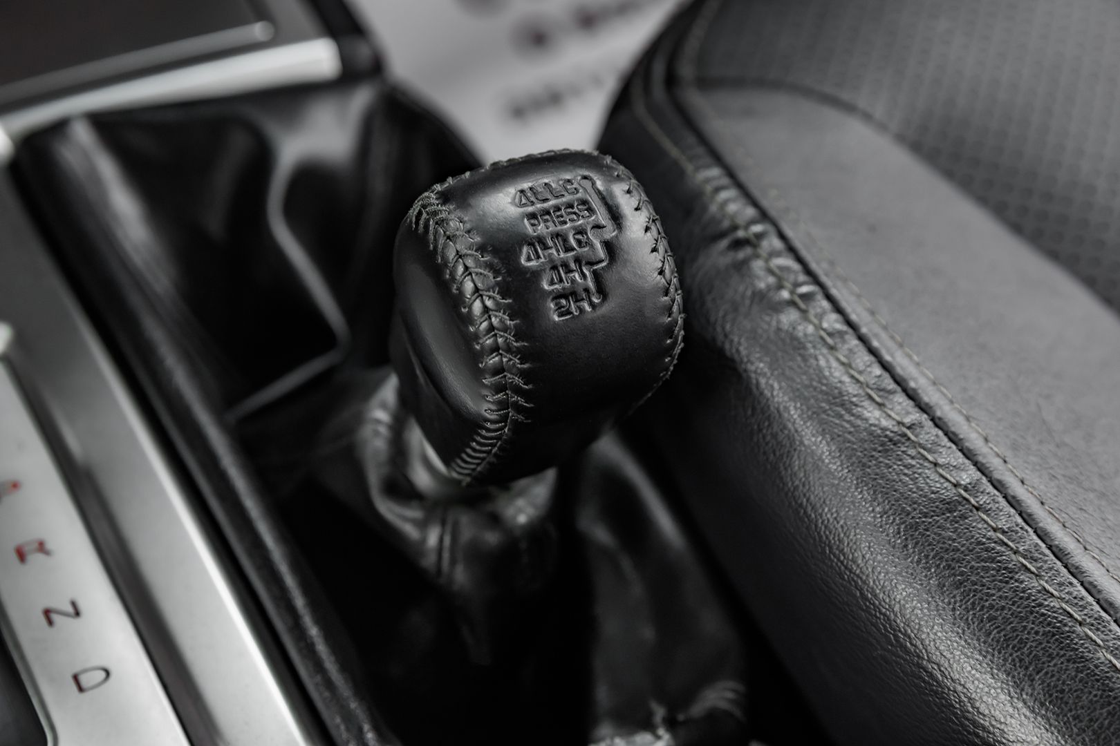 Mitsubishi Pajero Sport, II, 2010 фото 15