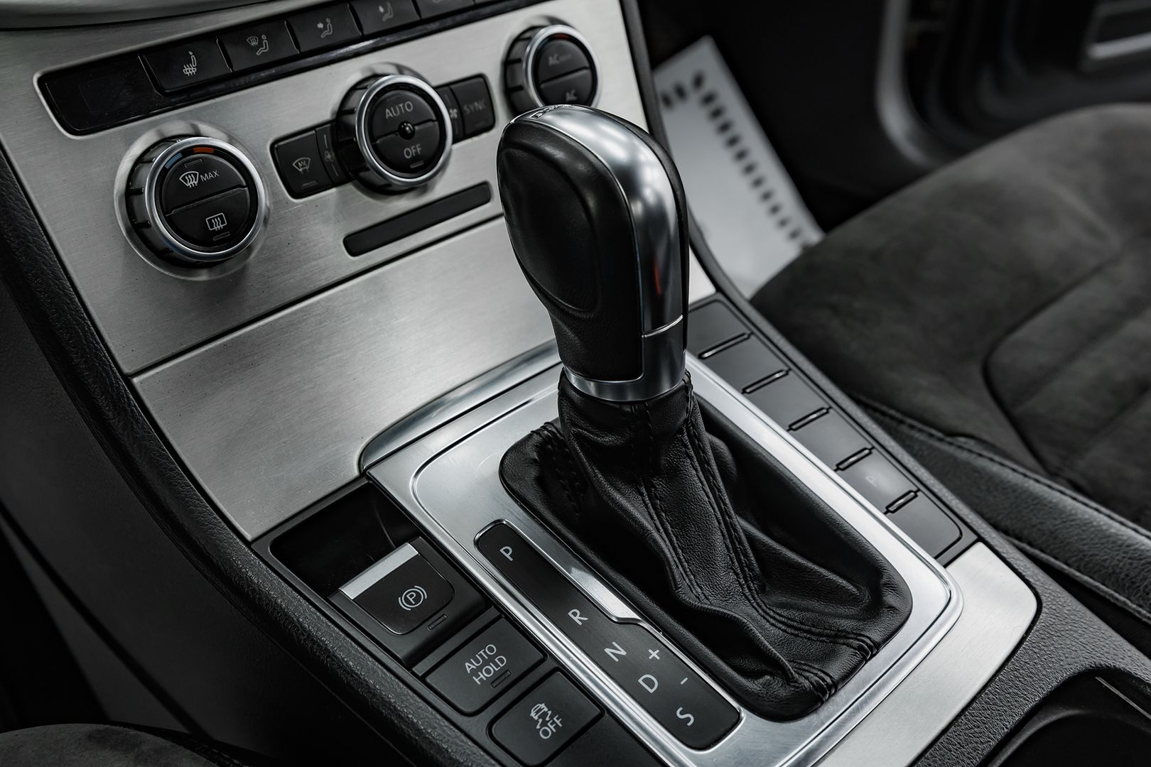 Volkswagen Passat, B7, 2012 фото 12