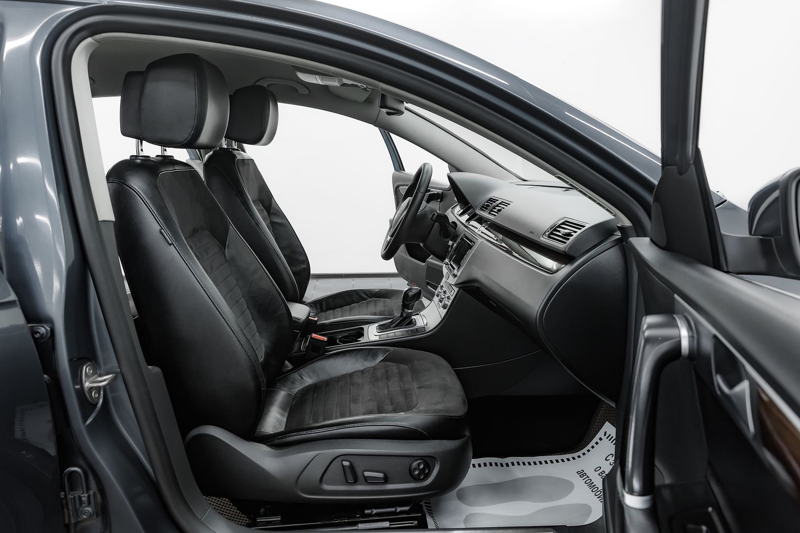 Volkswagen Passat, B7, 2012 фото 13