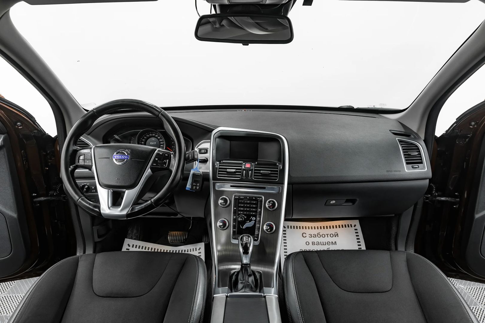 Volvo XC60, I Рестайлинг, 2015 фото 11