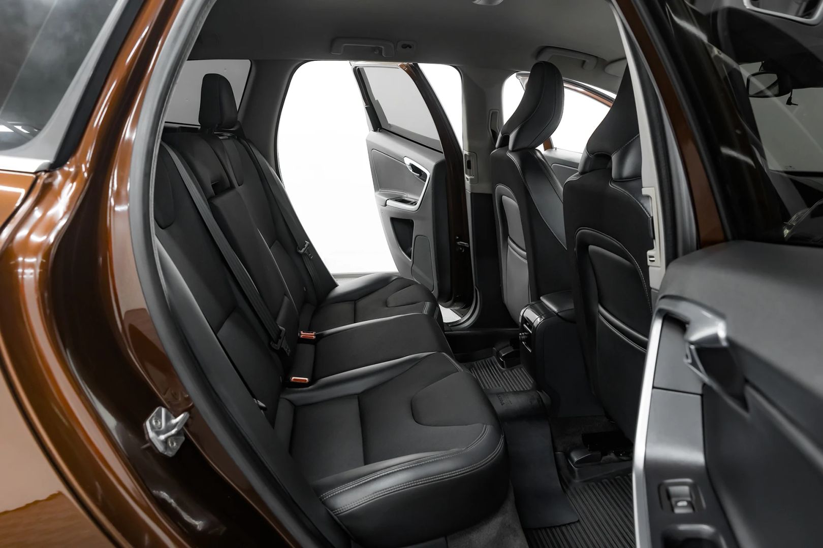 Volvo XC60, I Рестайлинг, 2015 фото 19