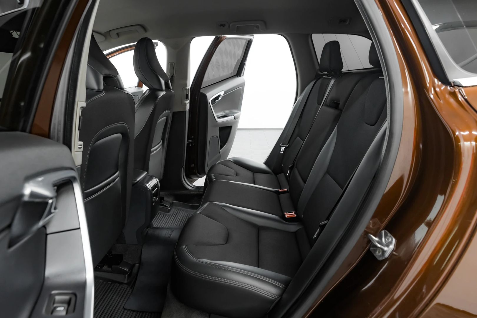 Volvo XC60, I Рестайлинг, 2015 фото 18