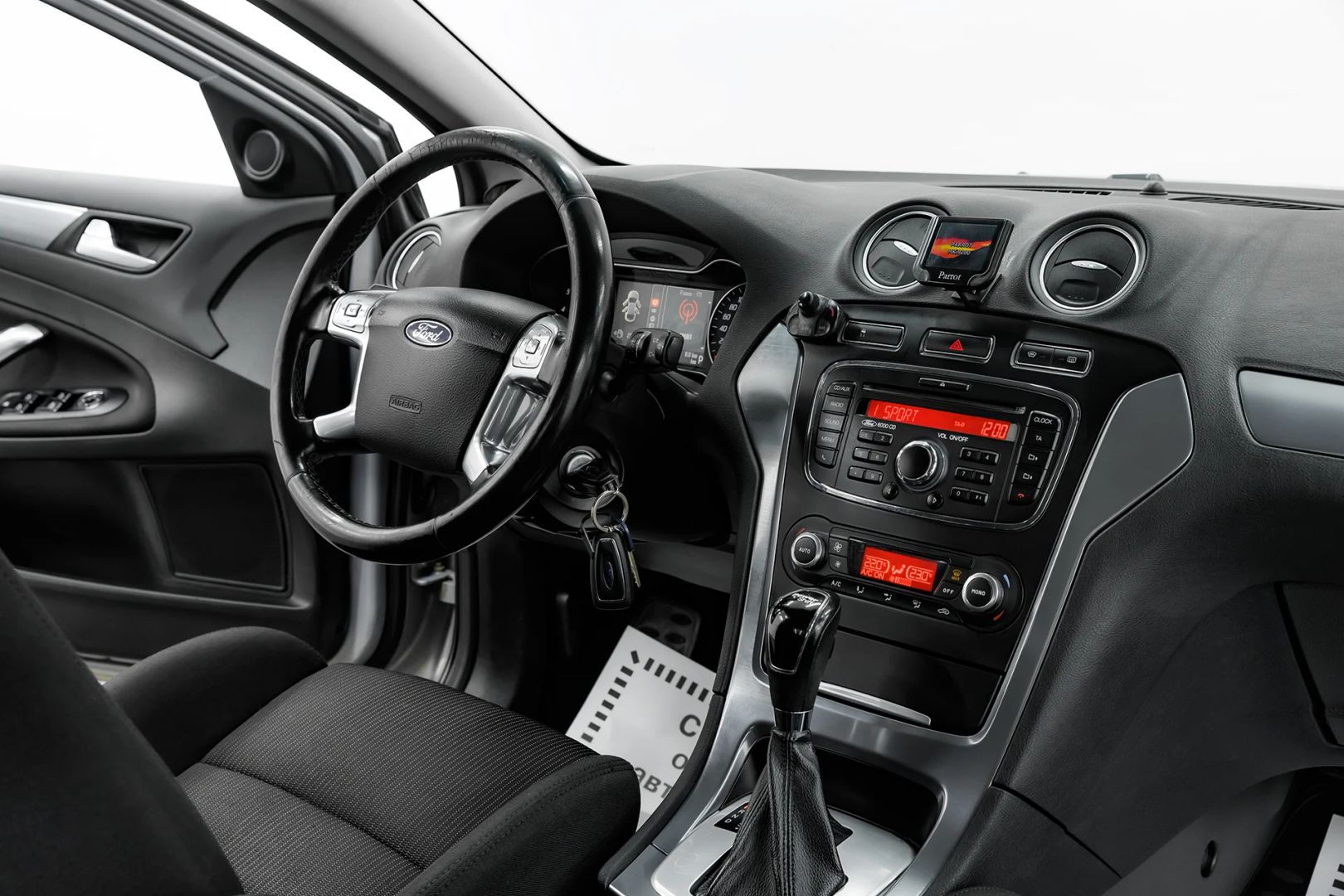 Ford Mondeo, IV Рестайлинг, 2011 фото 13