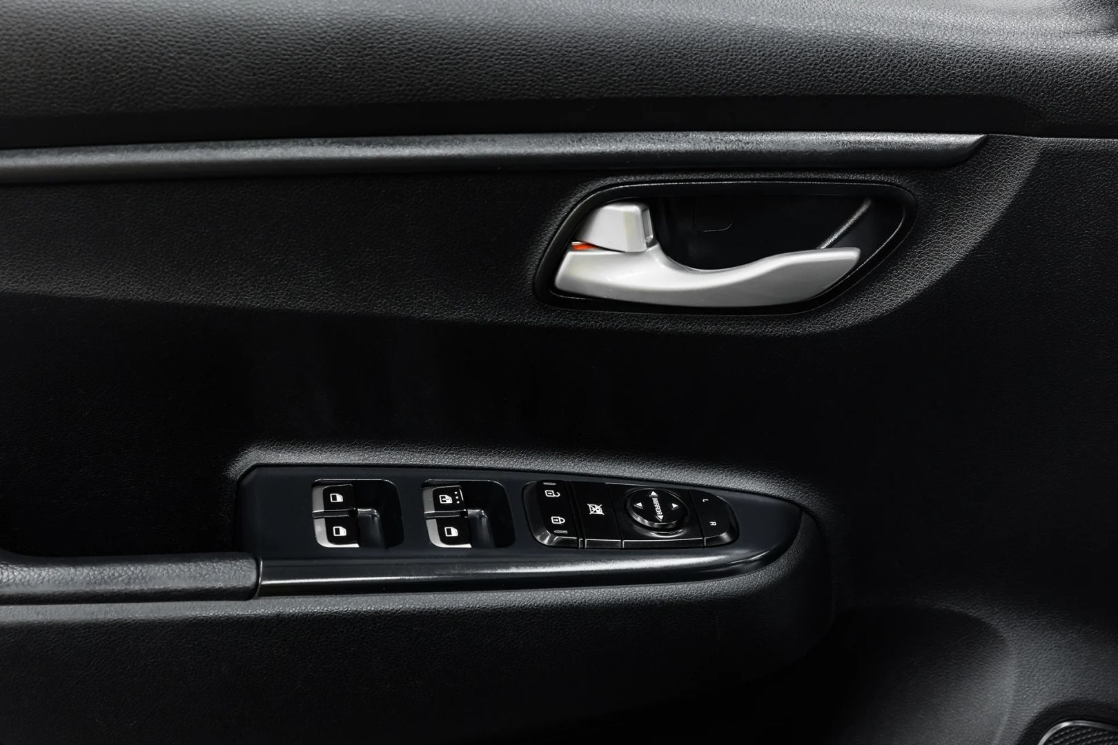 Kia Rio, IV, 2018 фото 8