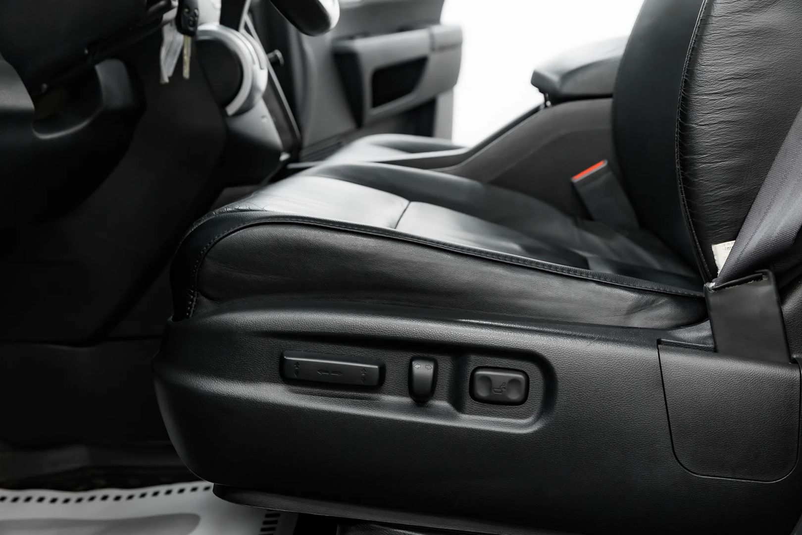 Honda Pilot, II, 2008 фото 15