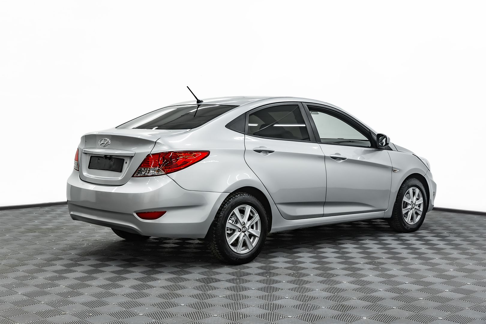 Hyundai Solaris, I, 2011 фото 4