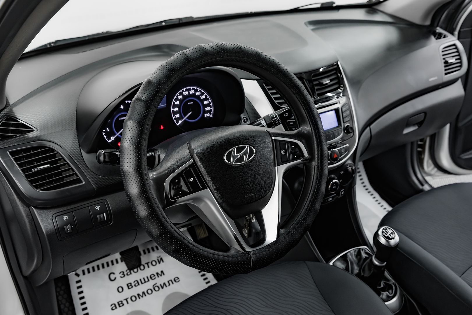 Hyundai Solaris, I, 2011 фото 11