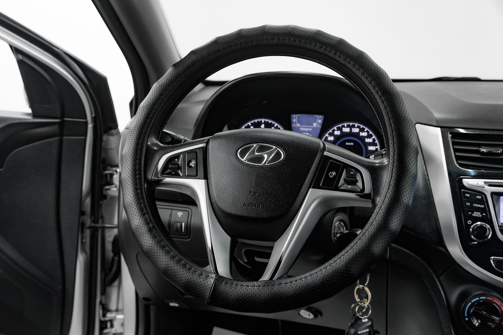 Hyundai Solaris, I, 2011 фото 9