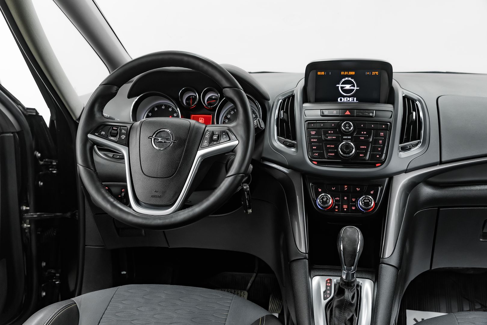 Opel Zafira, C, 2013 фото 9