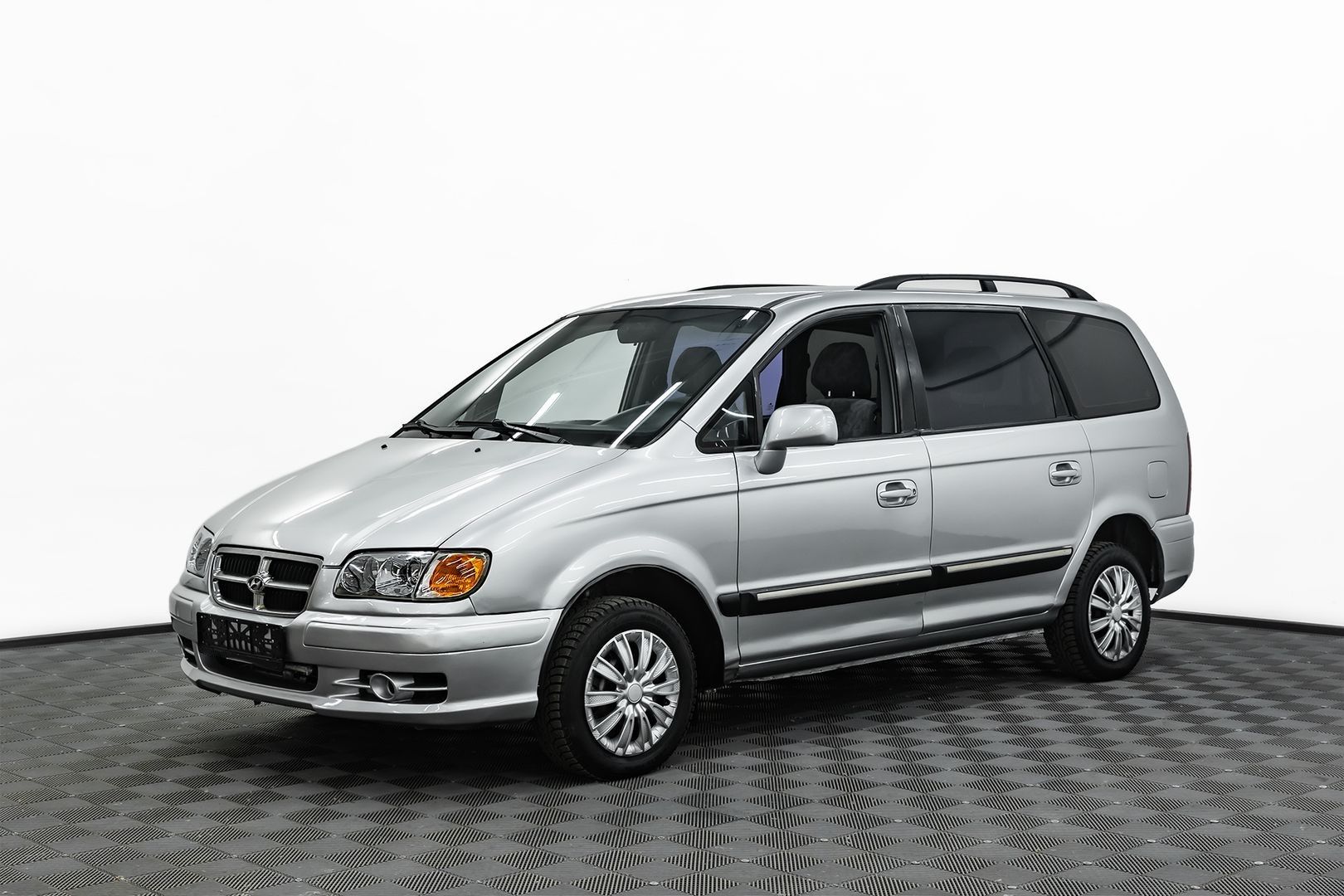 Hyundai Trajet, I, 2001