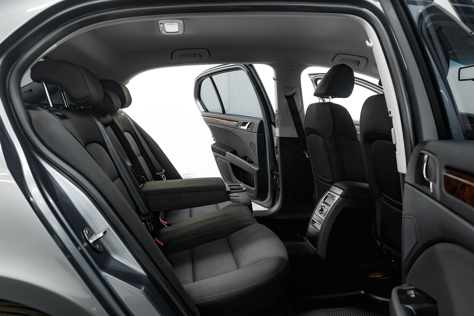 Skoda Superb, II, 2013 фото 18