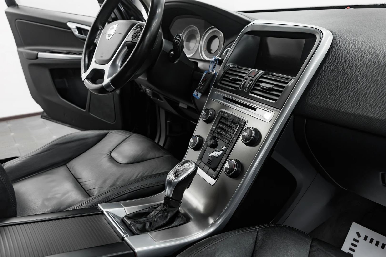 Volvo XC60, I, 2012 фото 15