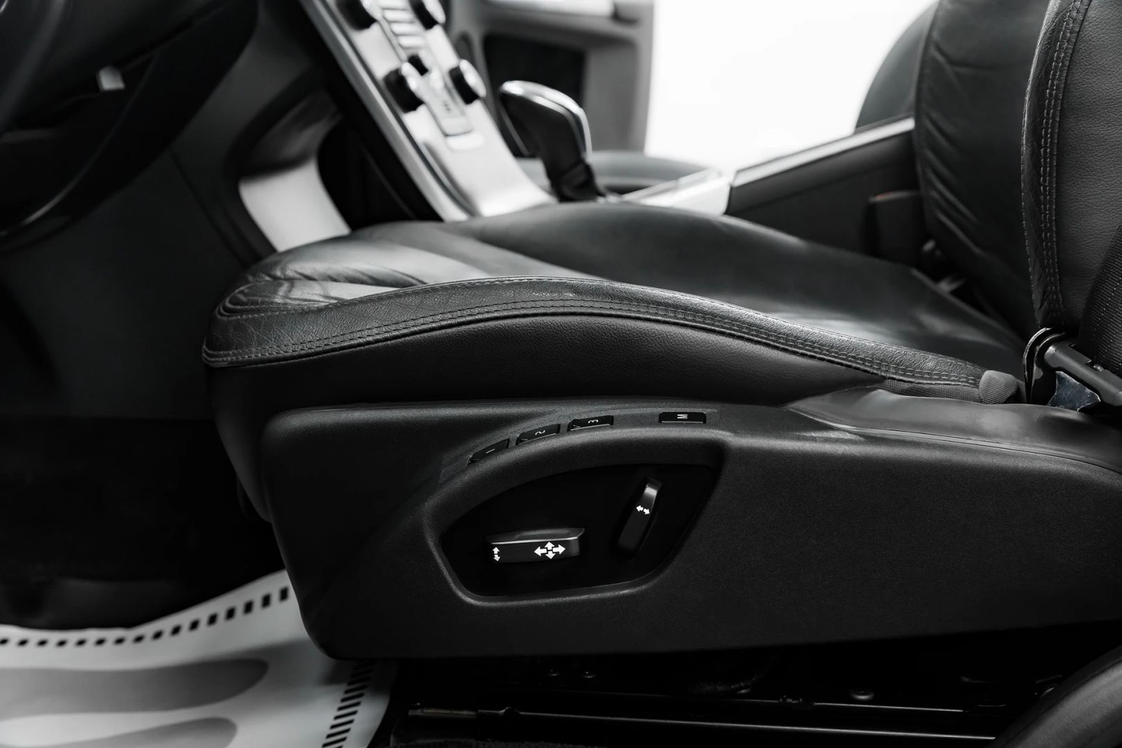 Volvo XC60, I, 2012 фото 16