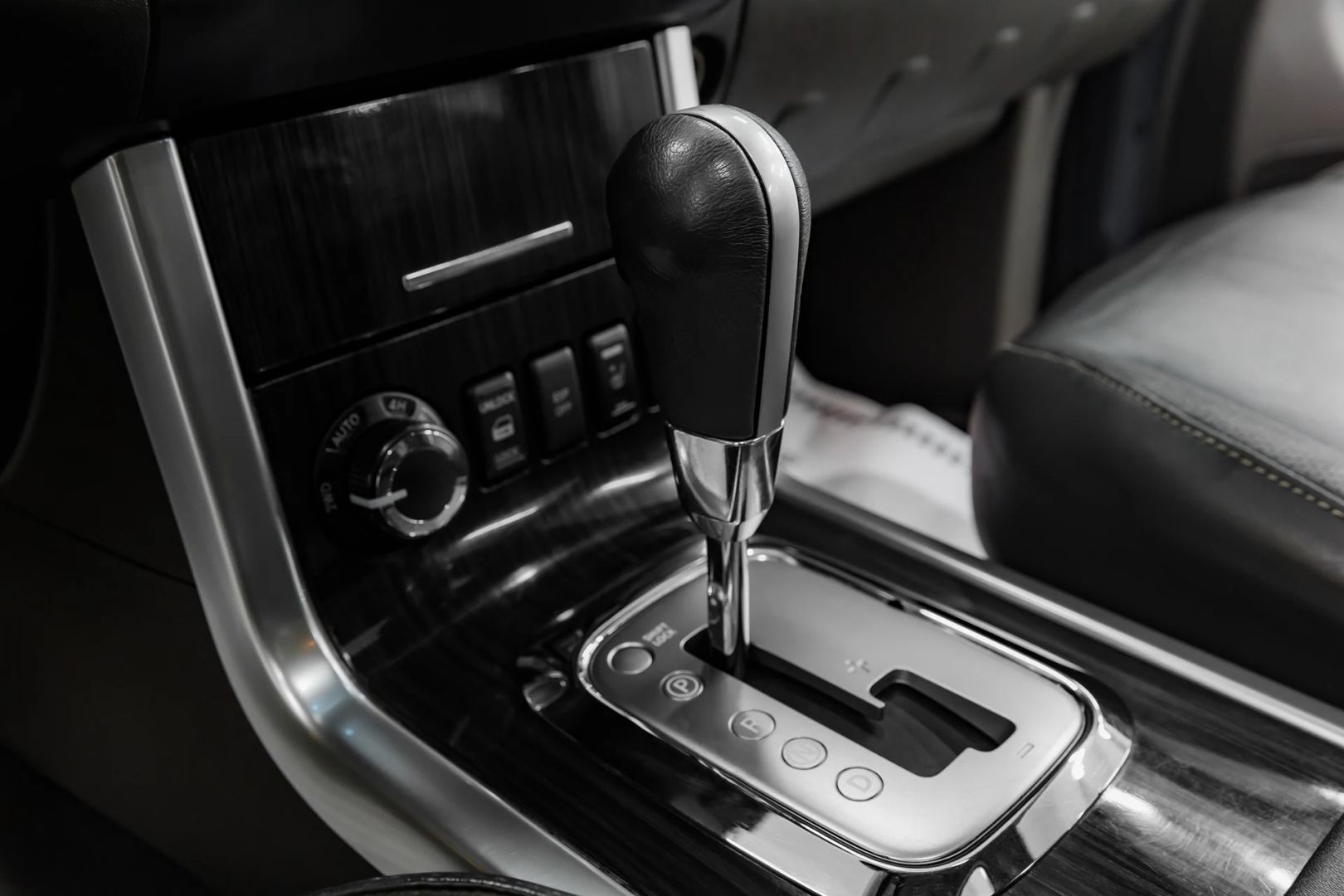 Nissan Pathfinder, III Рестайлинг, 2012 фото 11