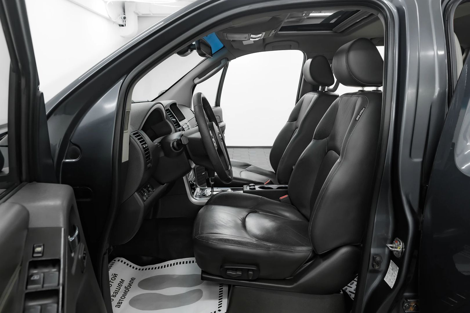 Nissan Pathfinder, III Рестайлинг, 2012 фото 7