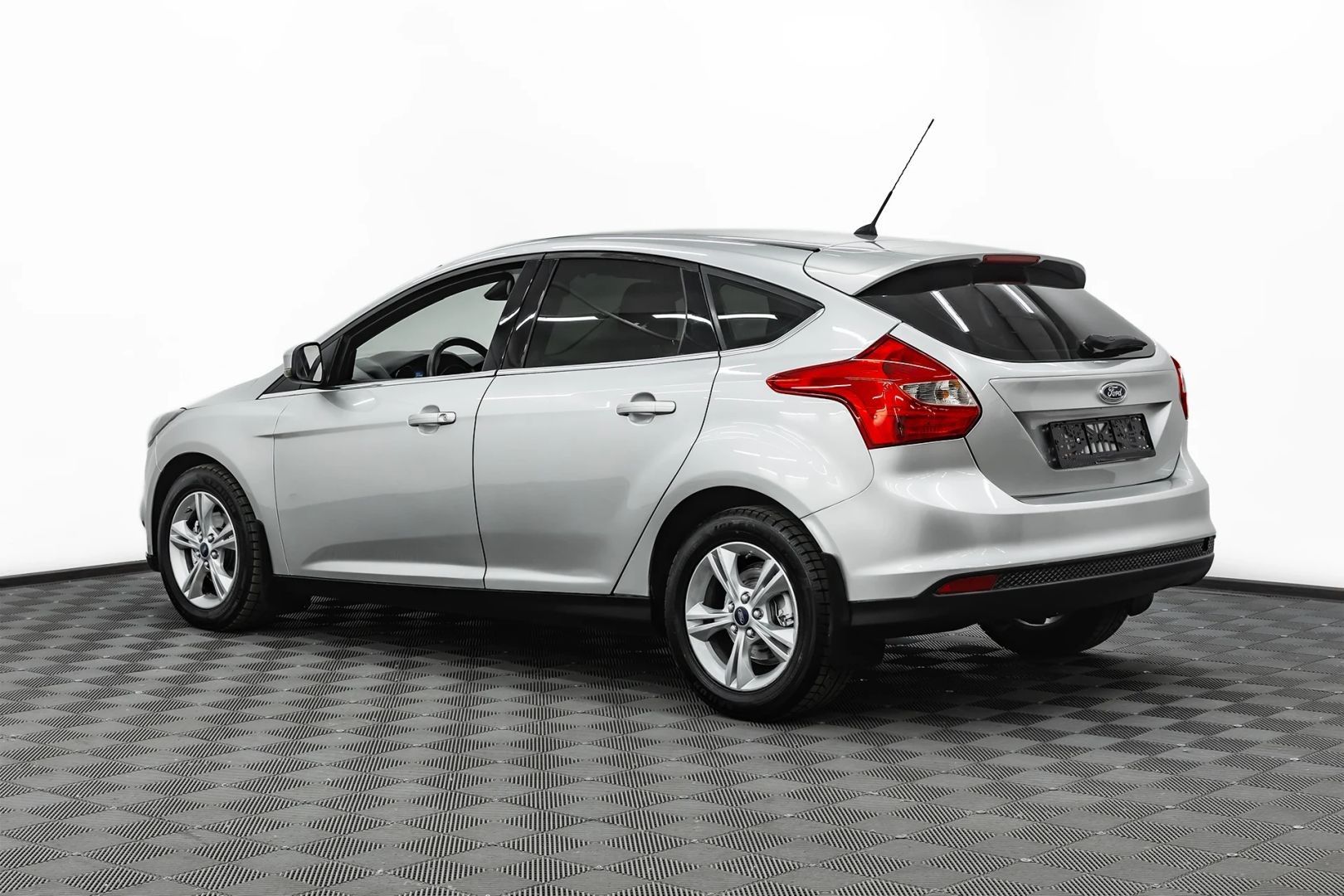 Ford Focus, III, 2014 фото 4