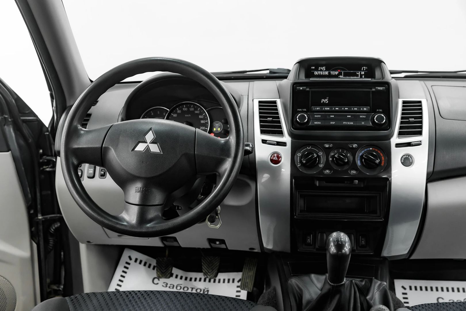 Mitsubishi Pajero Sport, II Рестайлинг, 2014 фото 9