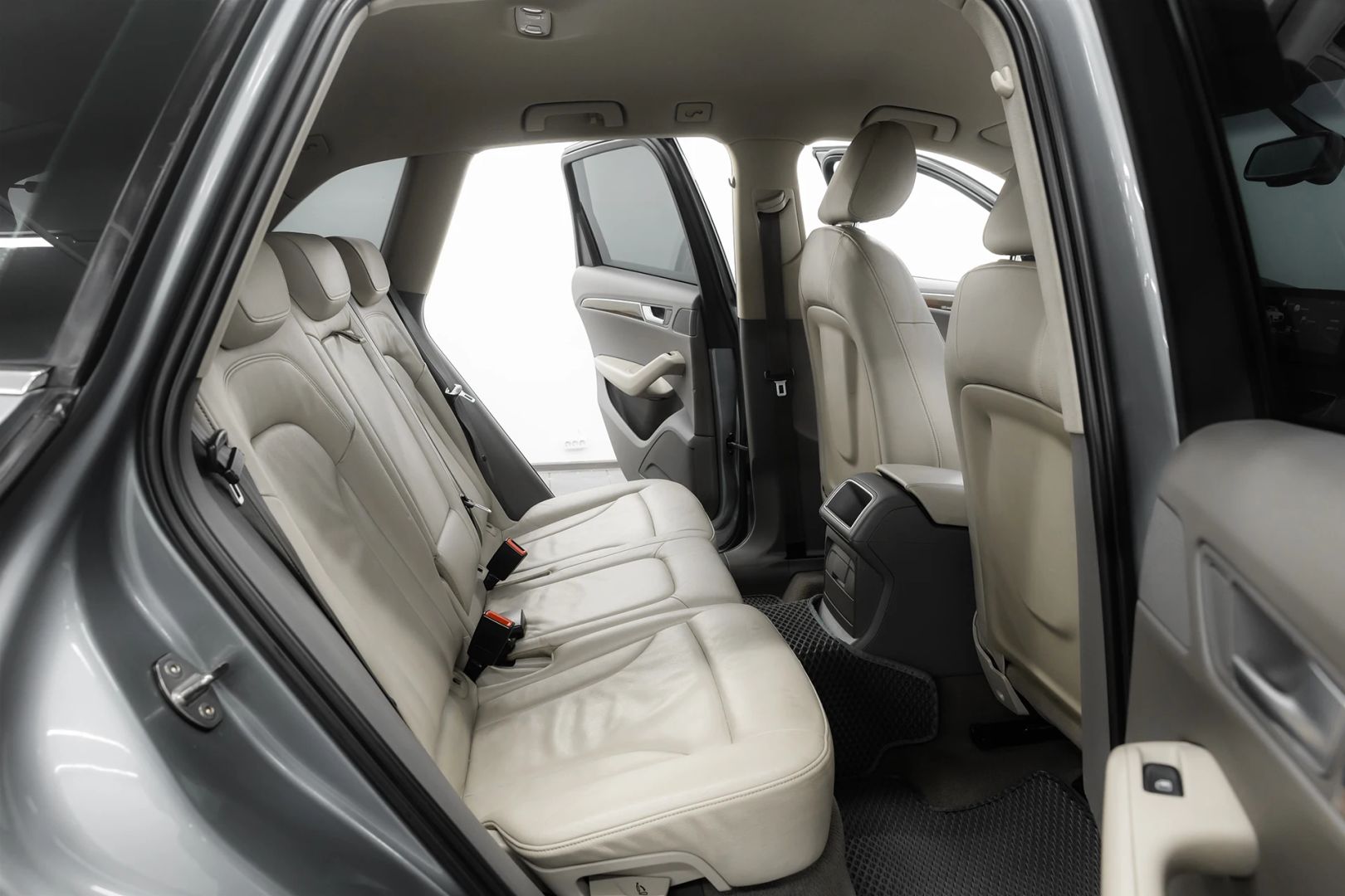 Audi Q5, I (8R), 2010 фото 19