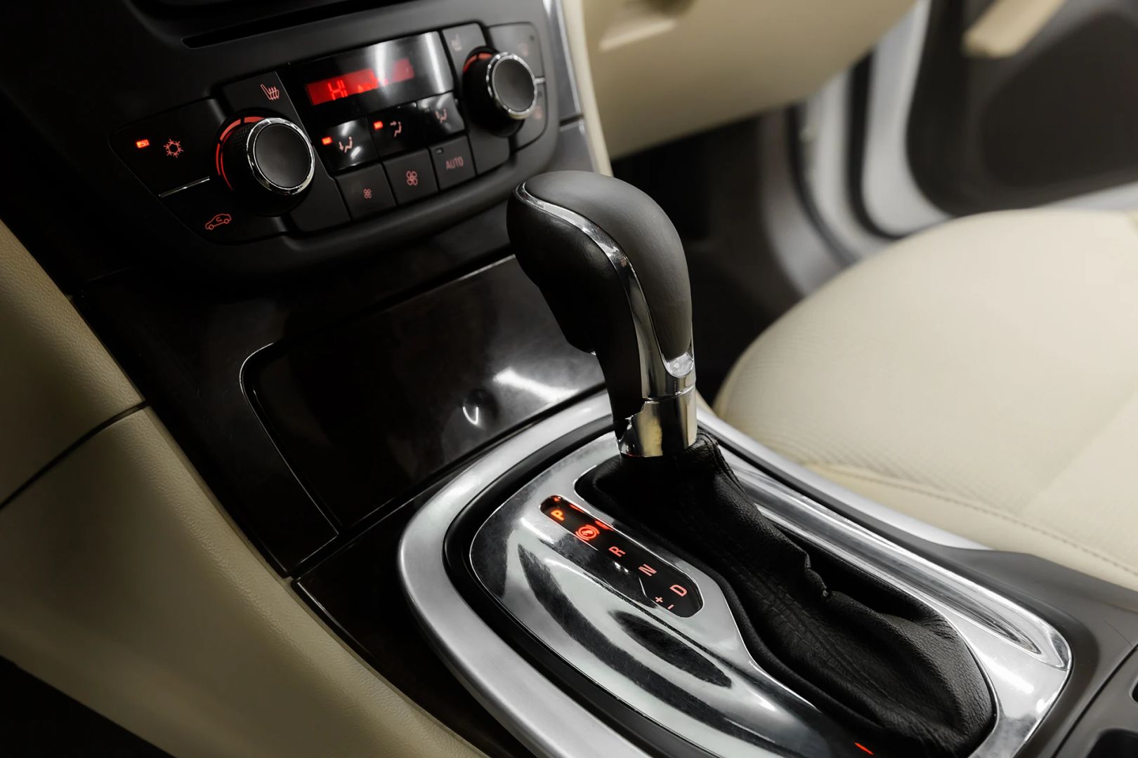 Opel Insignia, I, 2012 фото 12