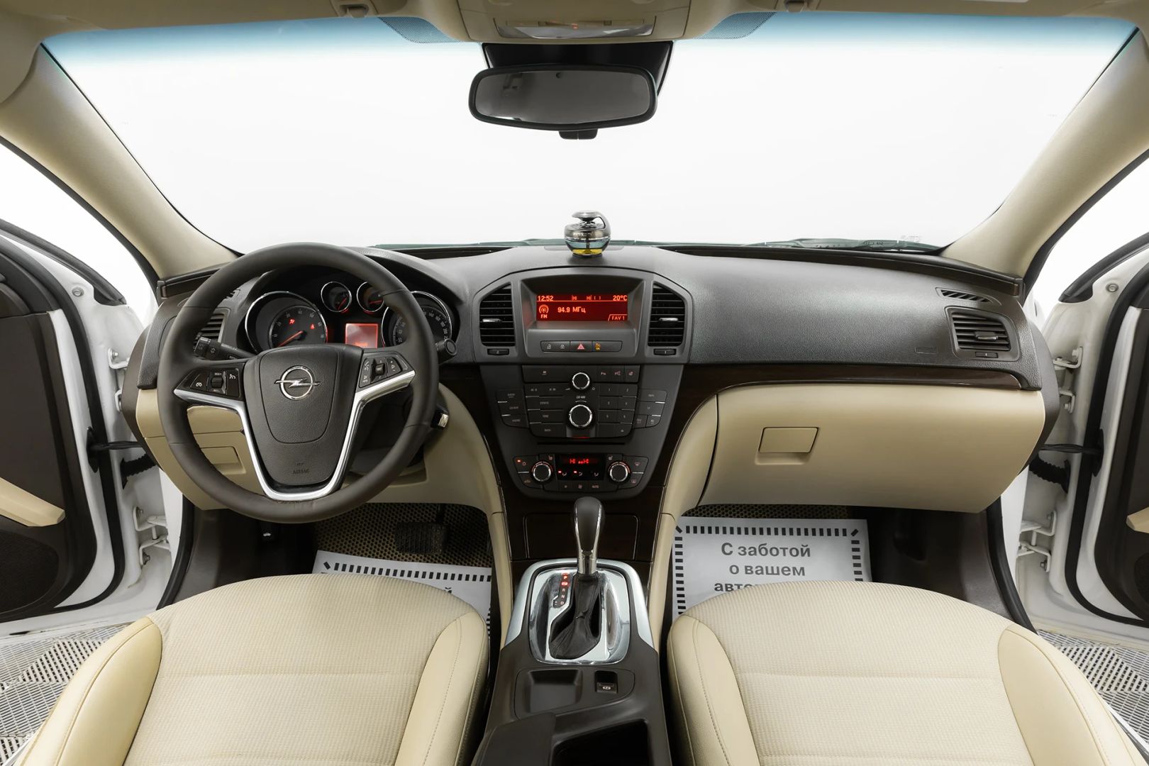 Opel Insignia, I, 2012 фото 13