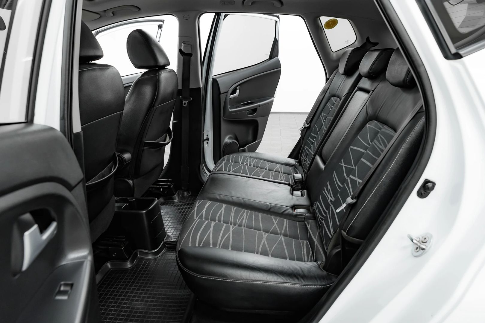 Kia Venga, I, 2013 фото 17