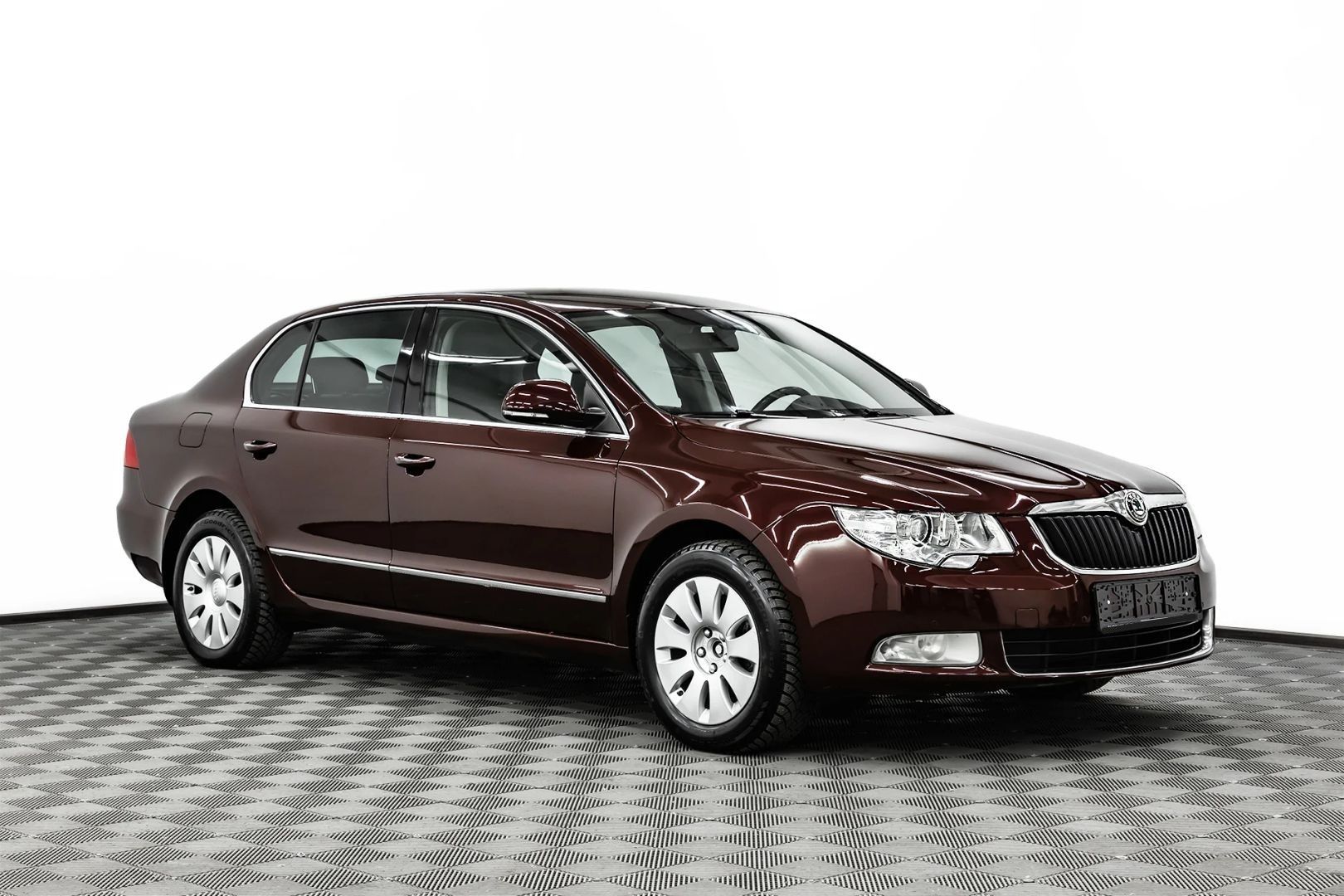 Skoda Superb, II, 2013 фото 3