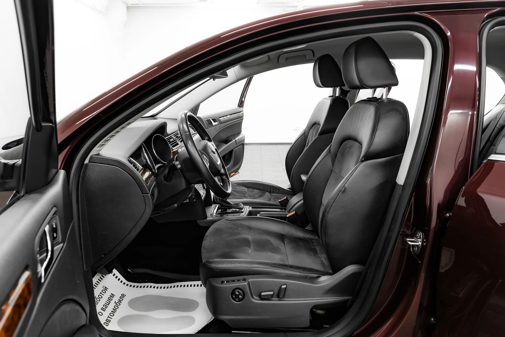 Skoda Superb, II, 2013 фото 7