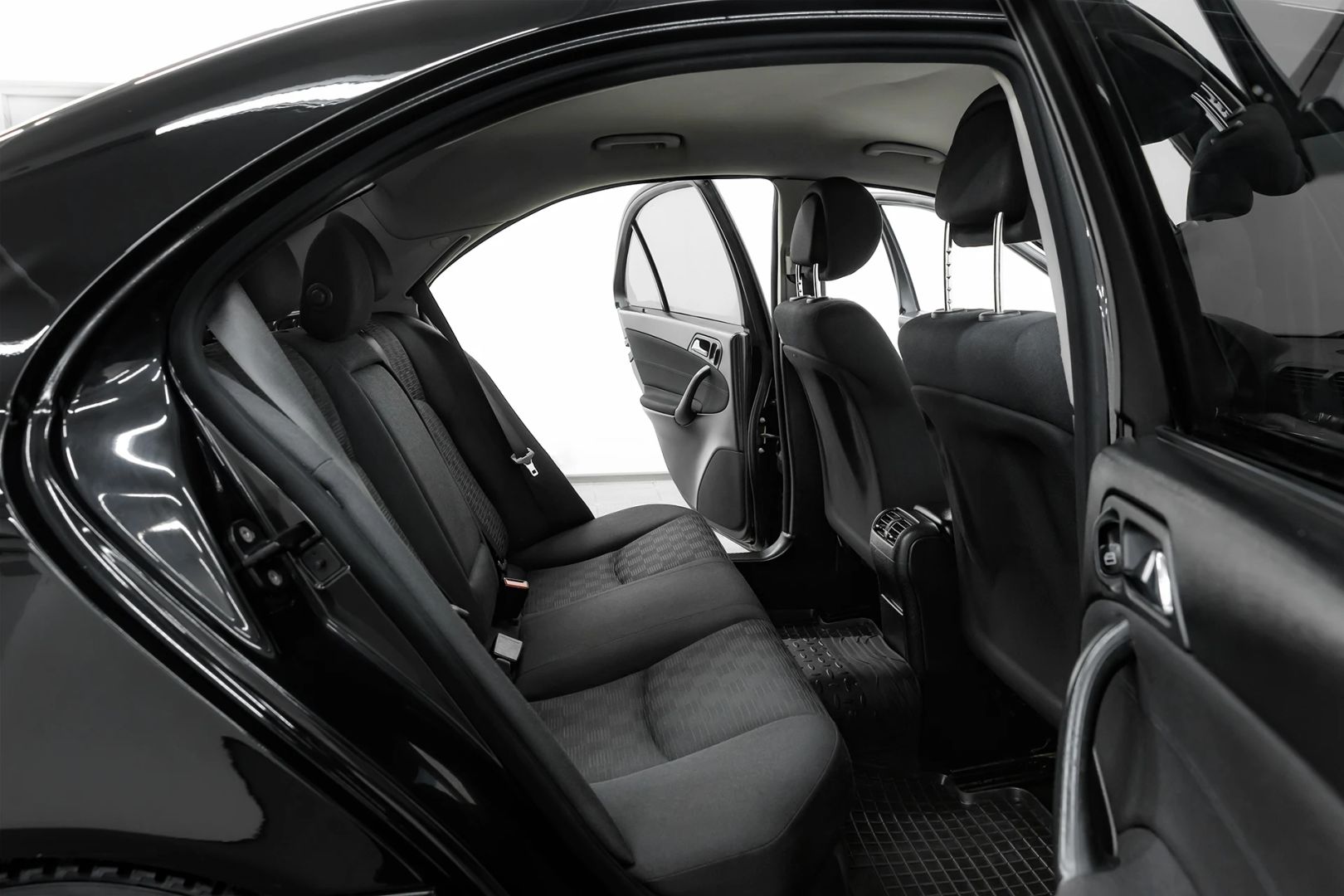 Mercedes-Benz C-Класс, II (W203) Рестайлинг, 2005 фото 16