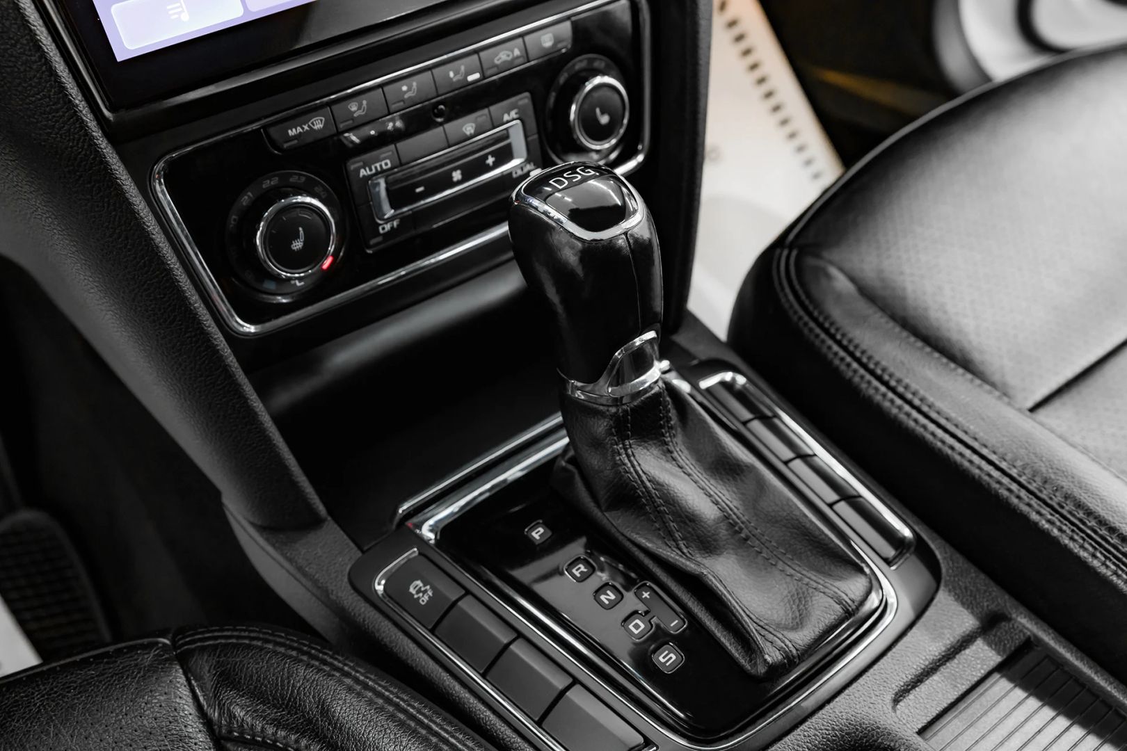 Skoda Superb, II Рестайлинг, 2014 фото 9