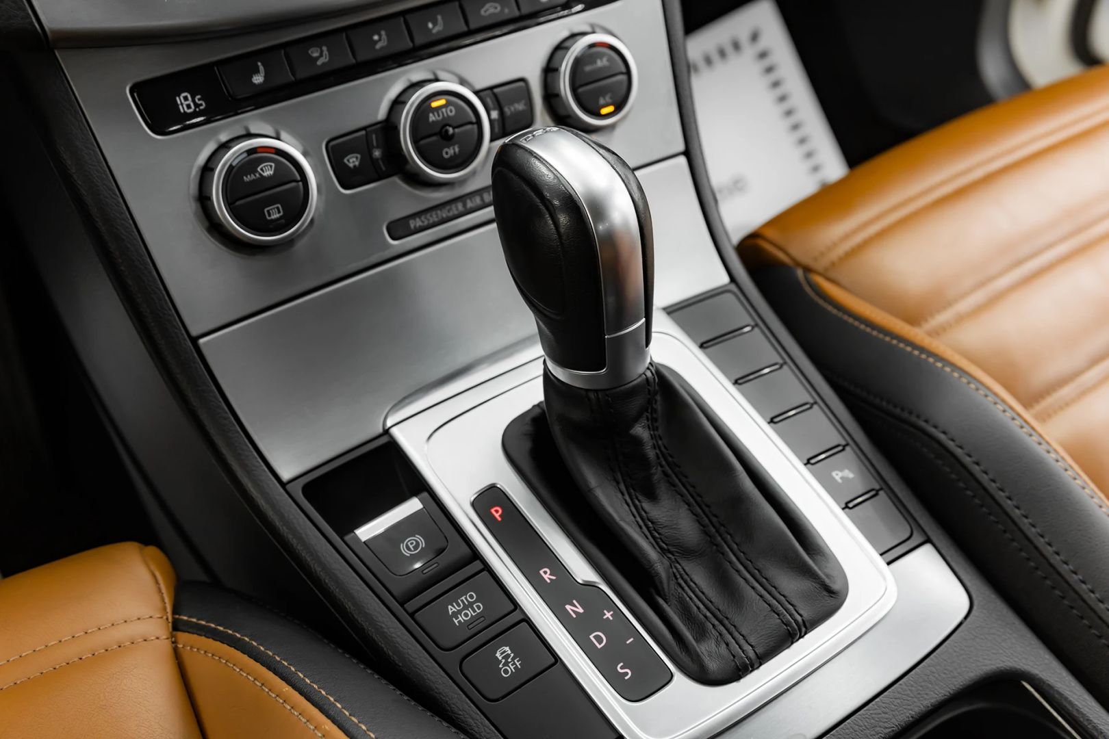 Volkswagen Passat CC, I Рестайлинг, 2014 фото 13