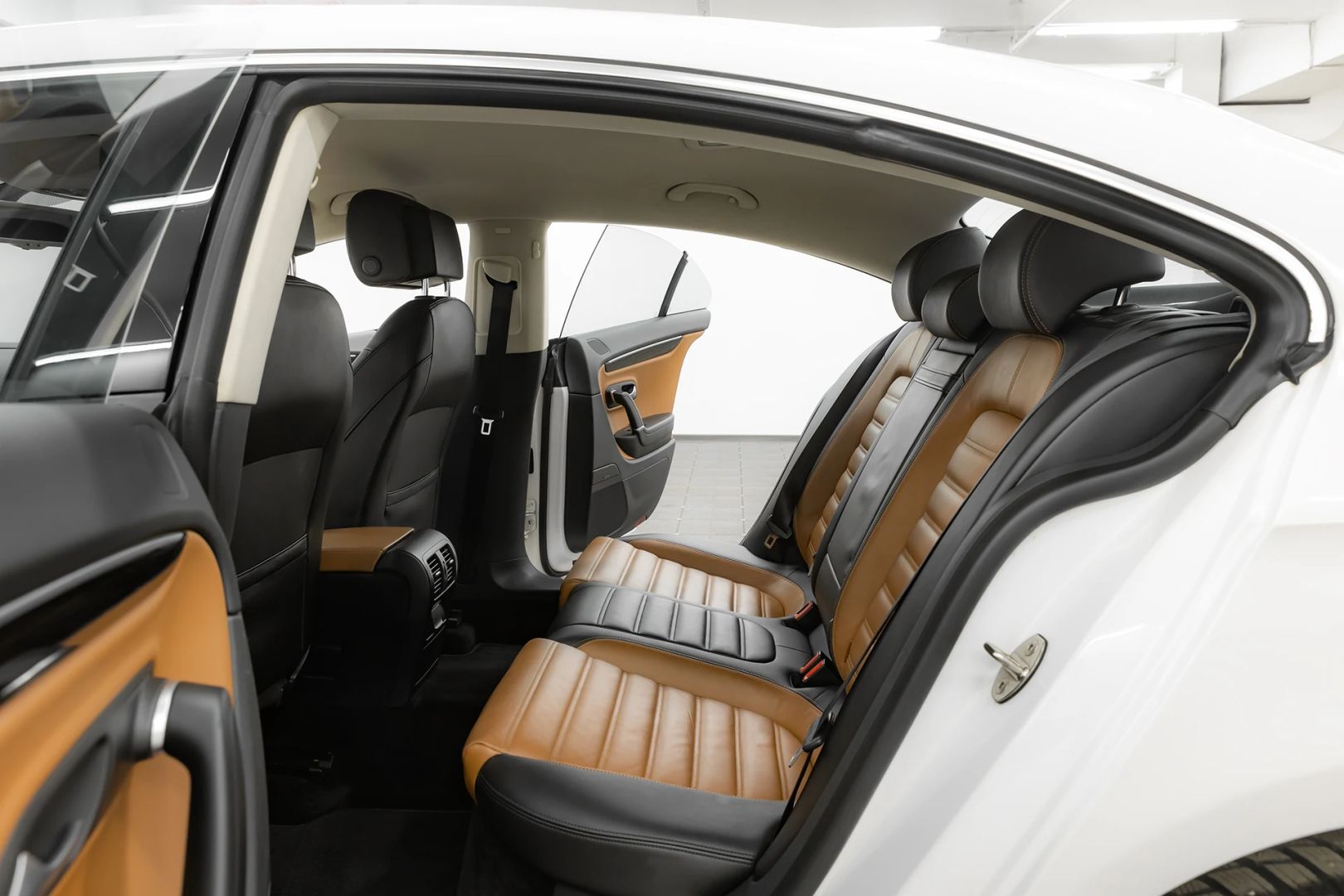 Volkswagen Passat CC, I Рестайлинг, 2014 фото 17