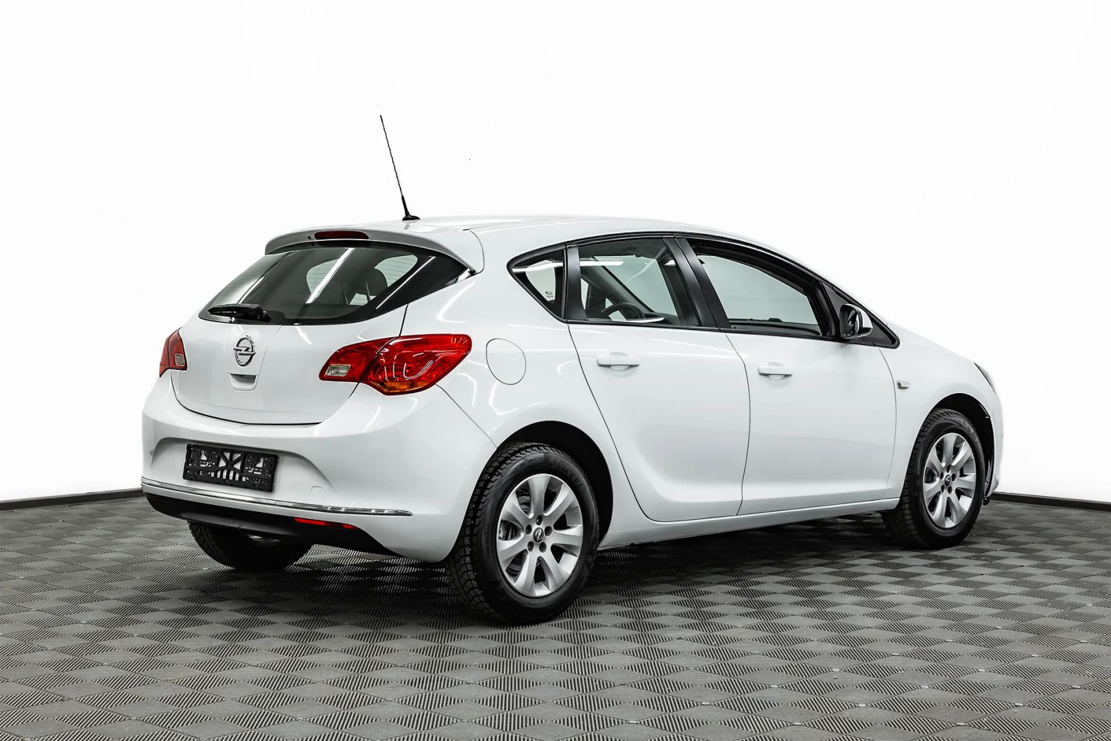 Opel Astra, J Рестайлинг, 2014 фото 6