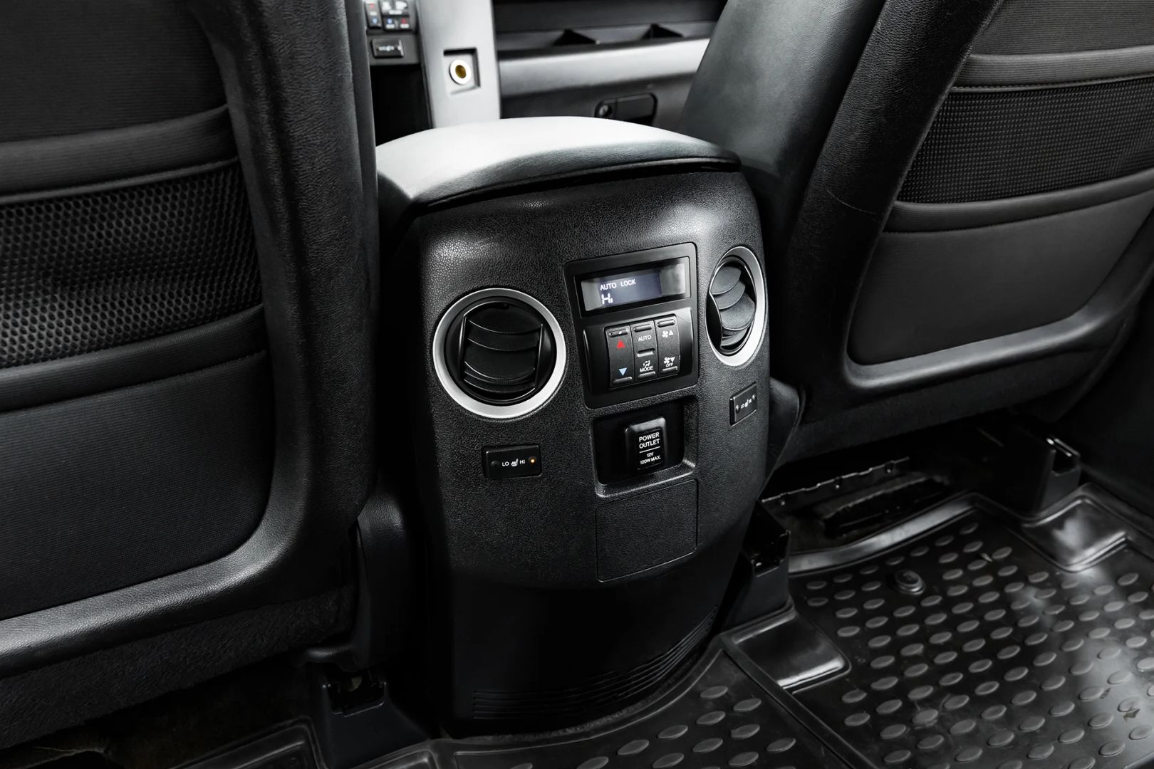 Honda Pilot, II, 2011 фото 16