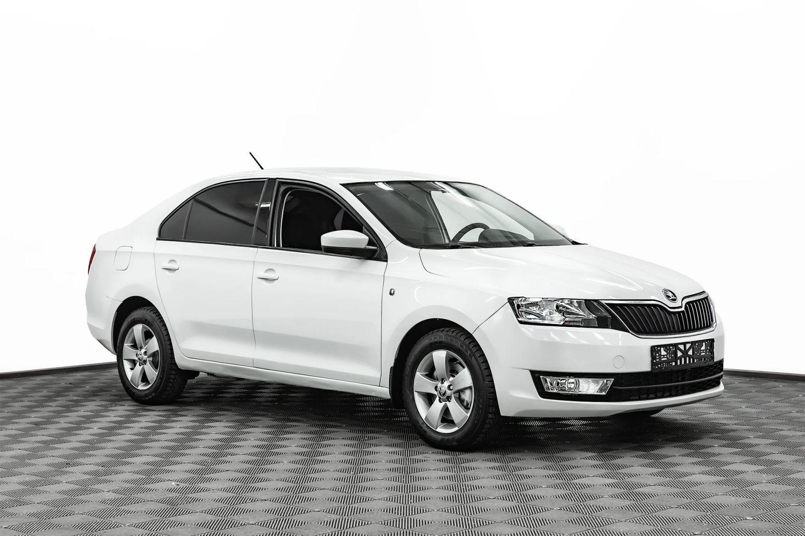 Skoda Rapid, I, 2016 фото 3