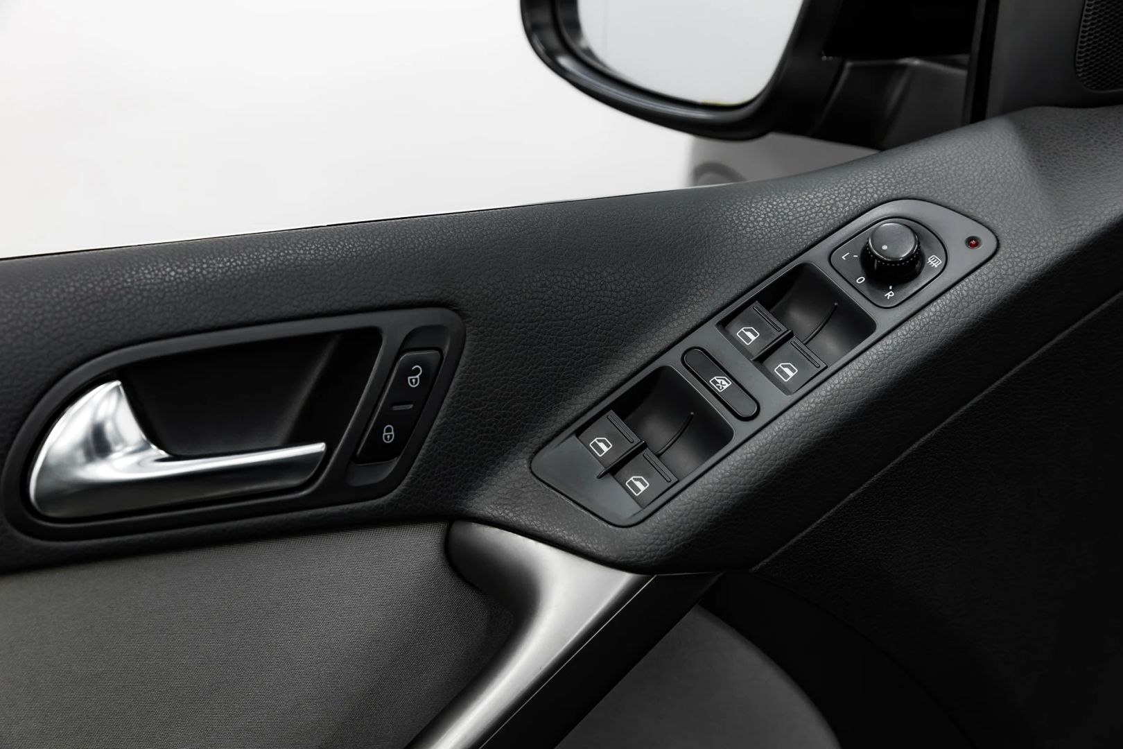 Volkswagen Tiguan, I, 2008 фото 8