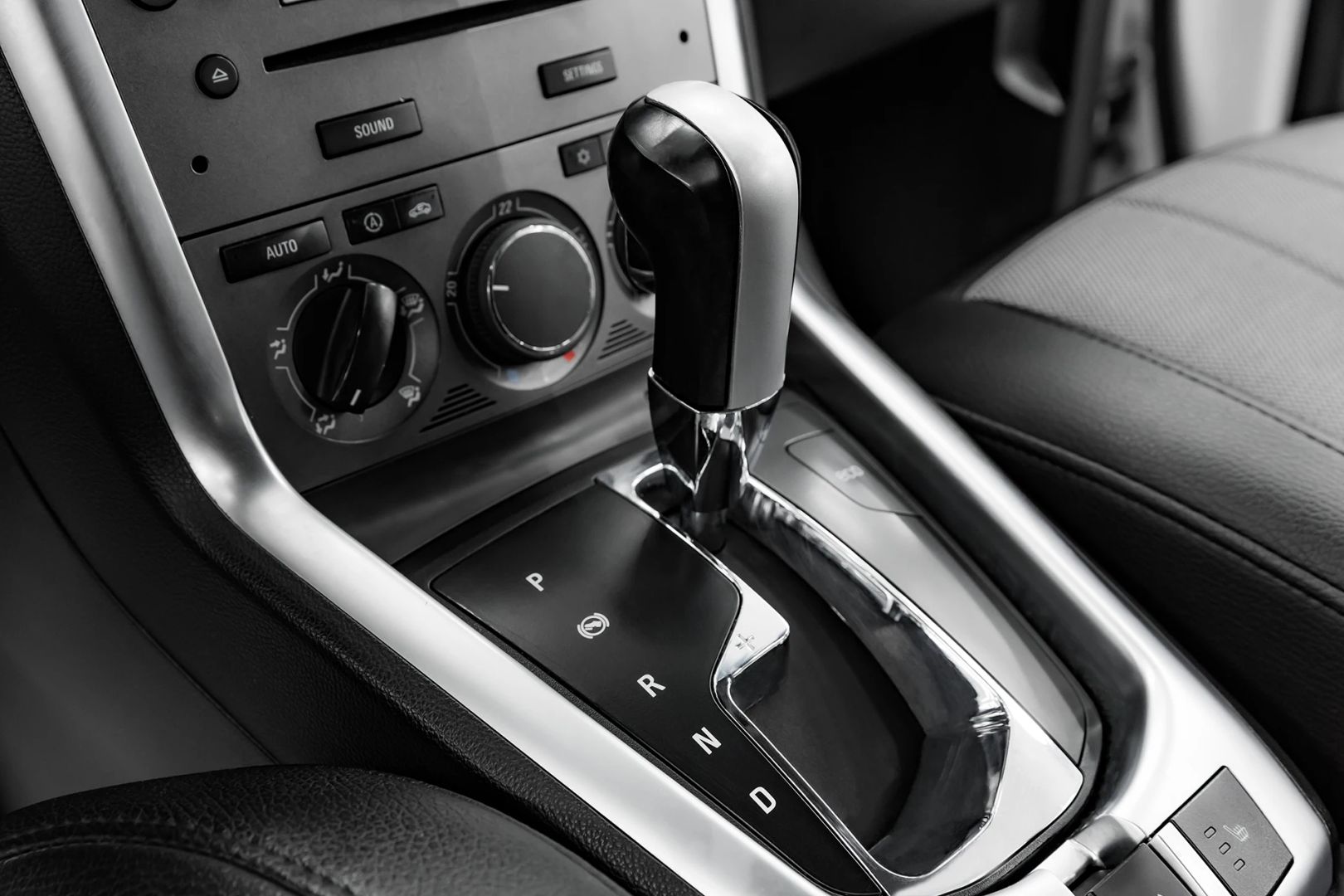 Opel Antara, I Рестайлинг, 2012 фото 11