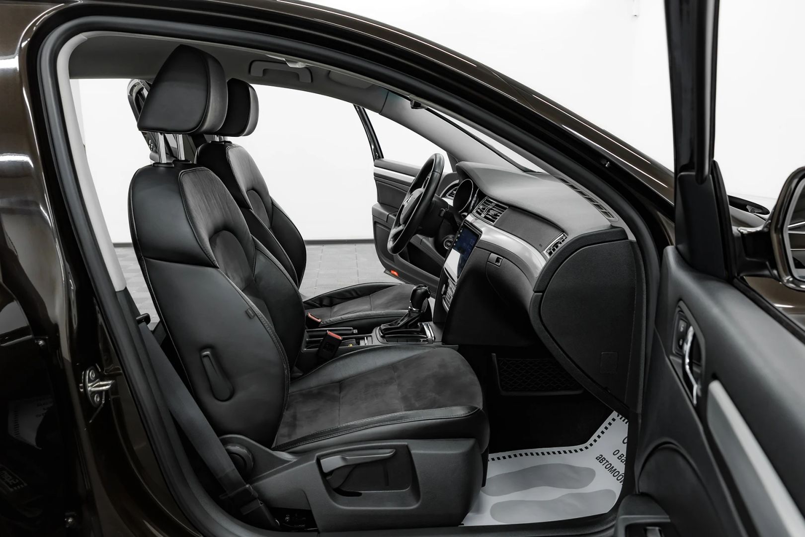 Skoda Superb, II Рестайлинг, 2014 фото 14