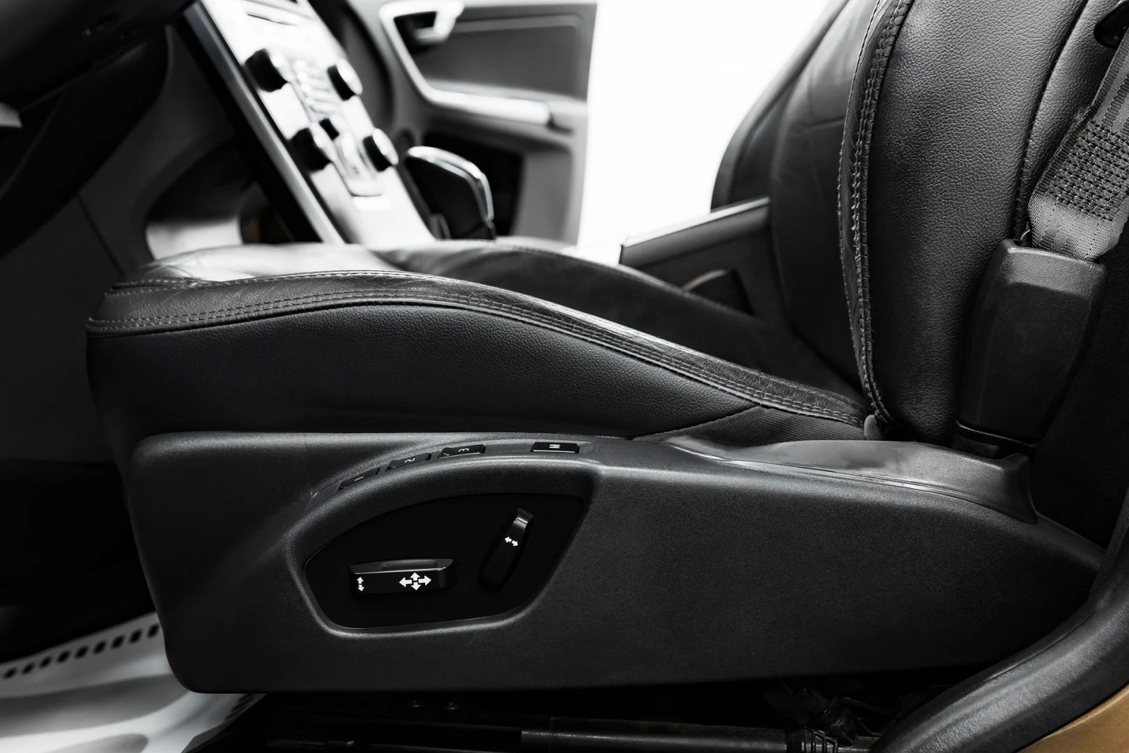 Volvo XC60, I, 2012 фото 8