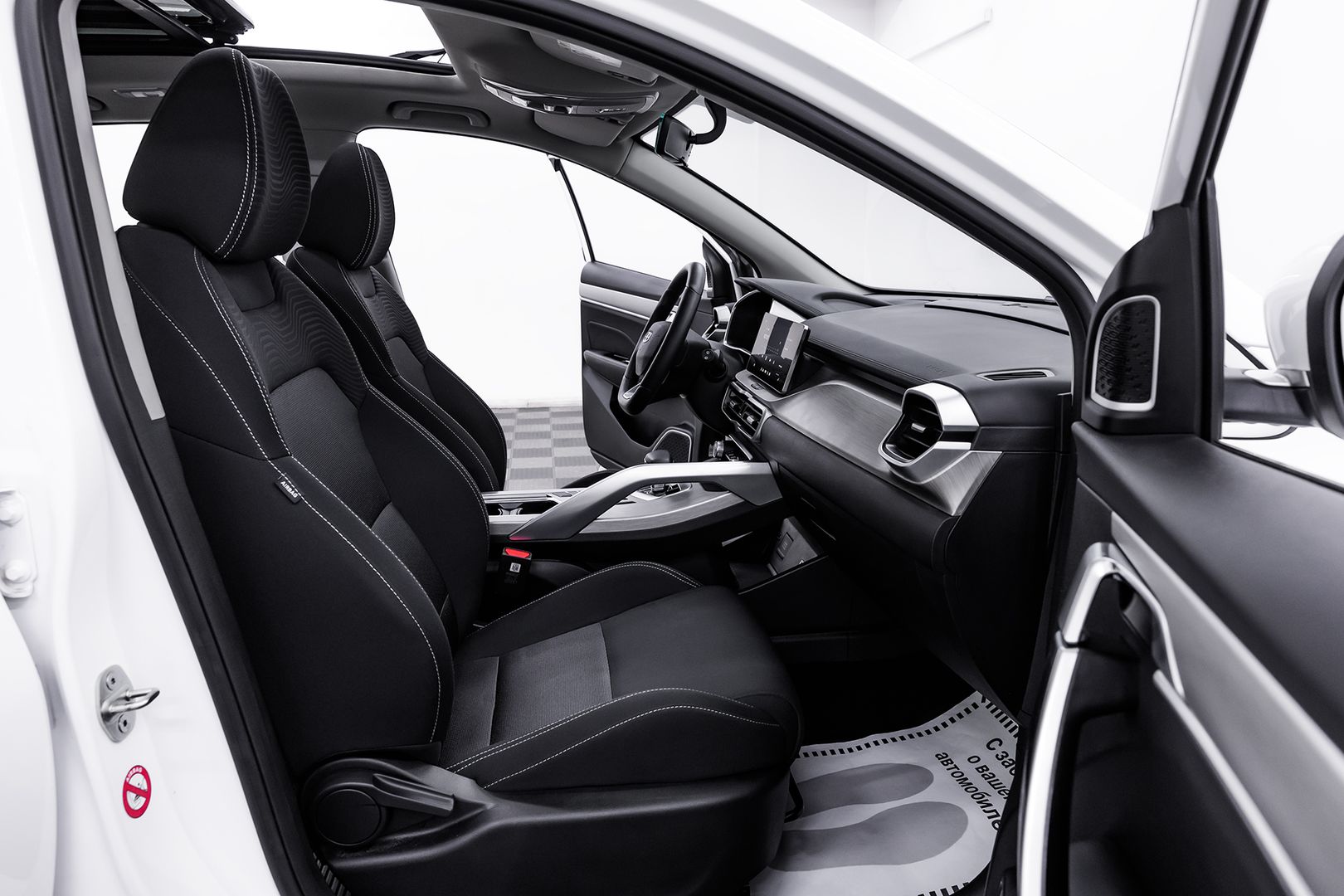 Geely Coolray, I, 2023 фото 17