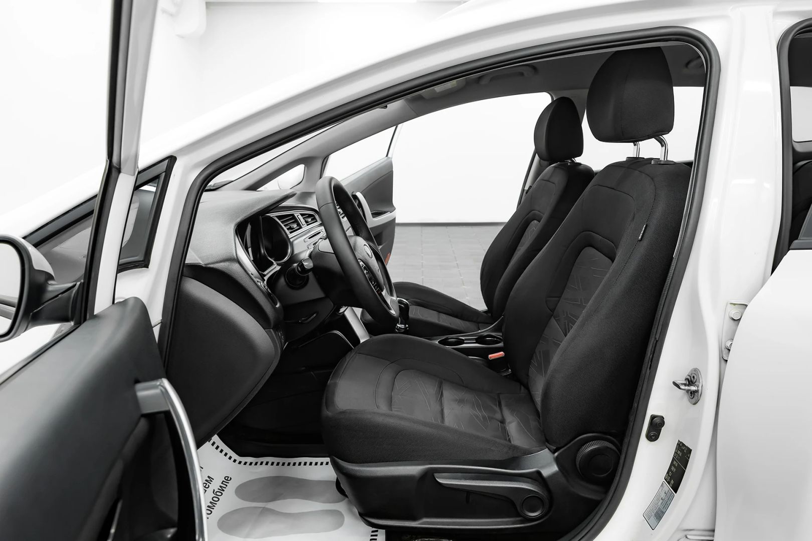 Kia Ceed, II Рестайлинг, 2017 фото 7