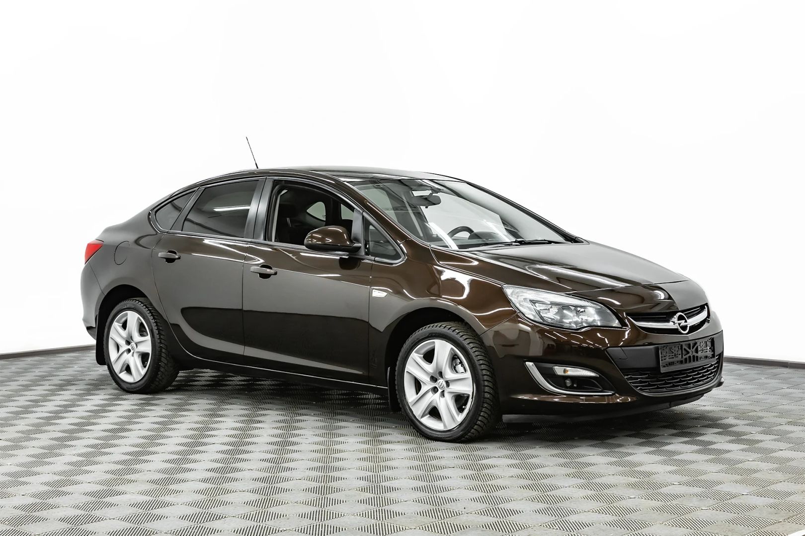 Opel Astra, J Рестайлинг, 2013 фото 3