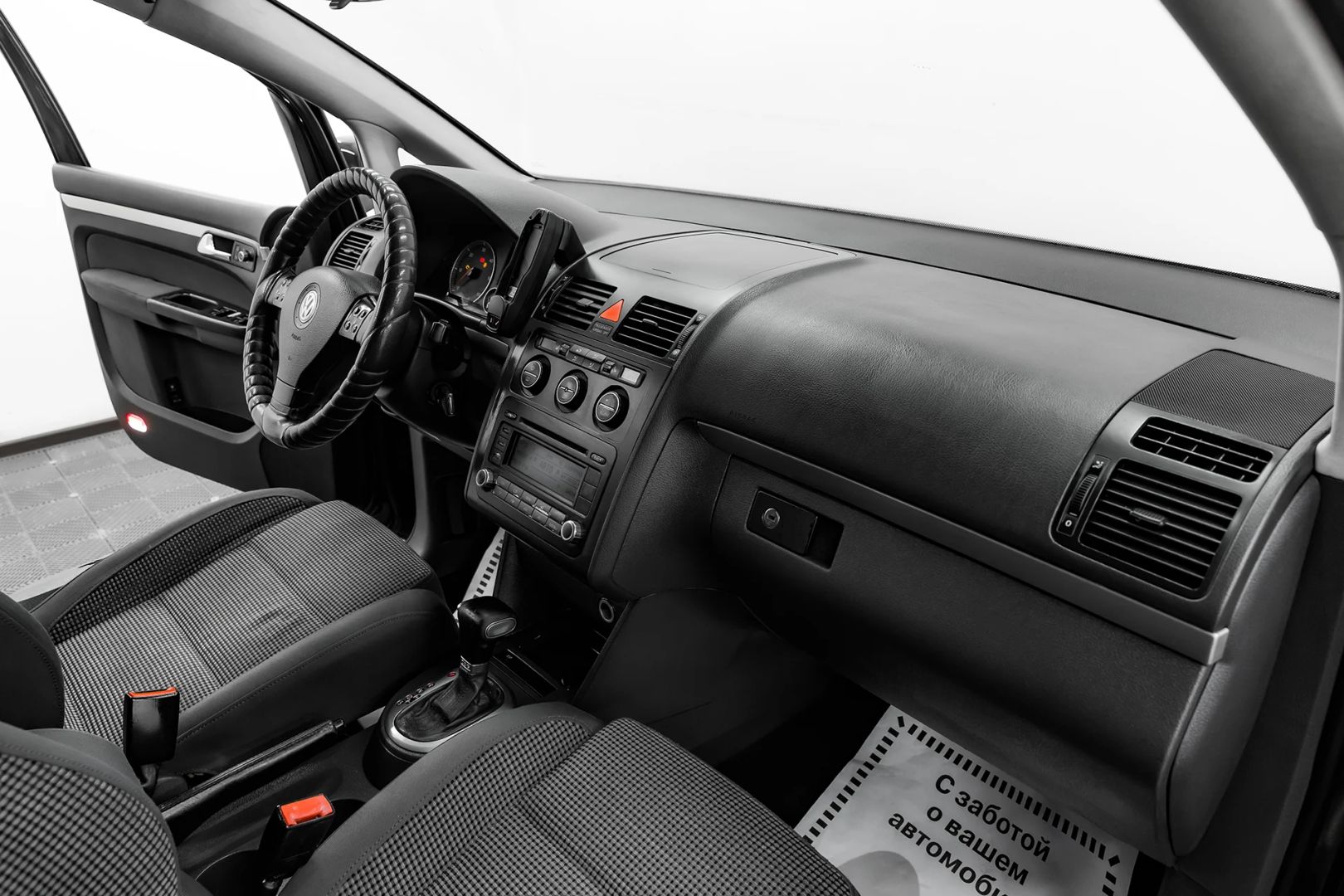 Volkswagen Touran, I, 2005 фото 11