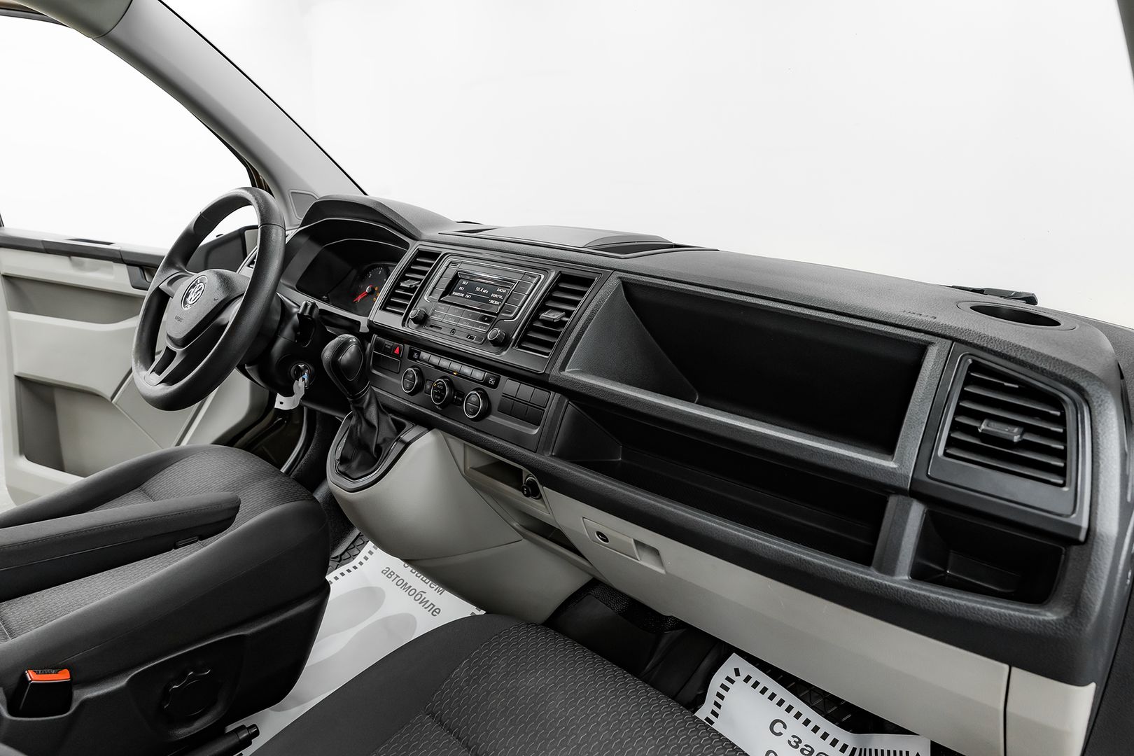 Volkswagen Caravelle, T6, 2018 фото 14