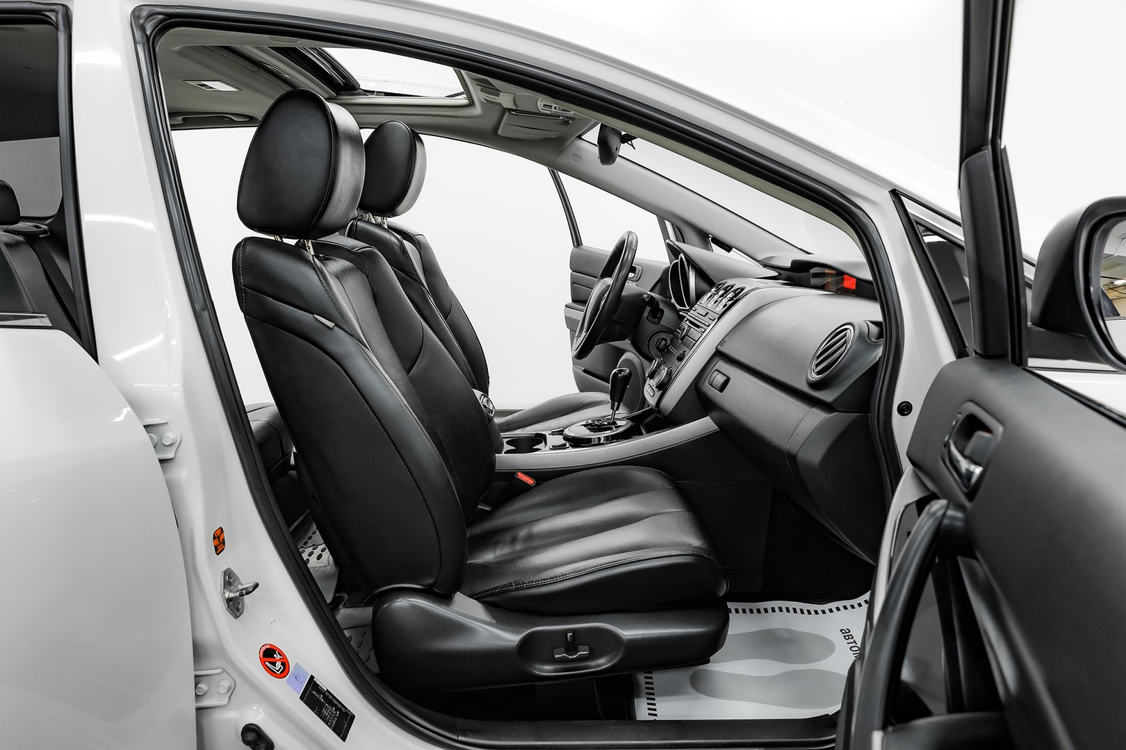 Mazda CX-7, I Рестайлинг, 2010 фото 15