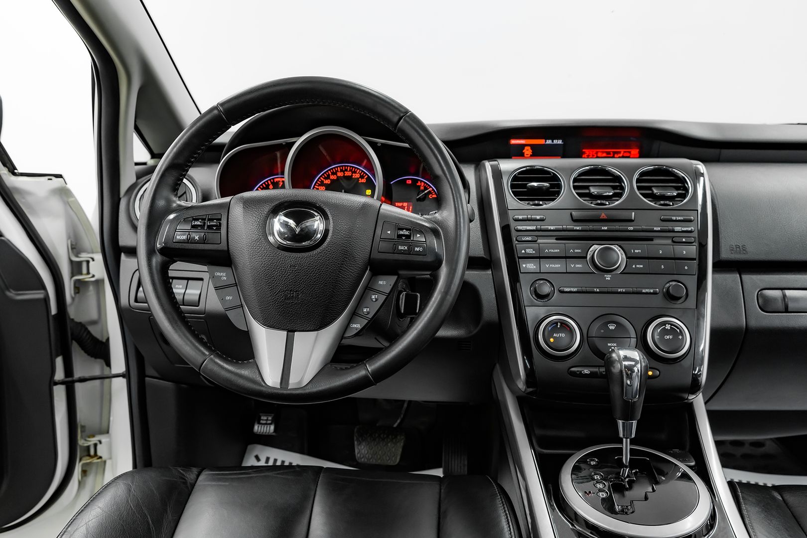 Mazda CX-7, I Рестайлинг, 2010 фото 10