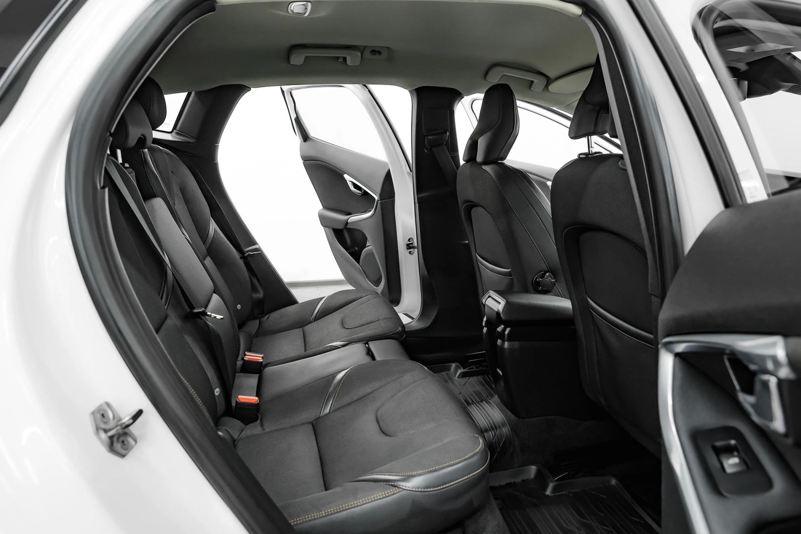 Volvo V40 Cross Country, I, 2014 фото 17