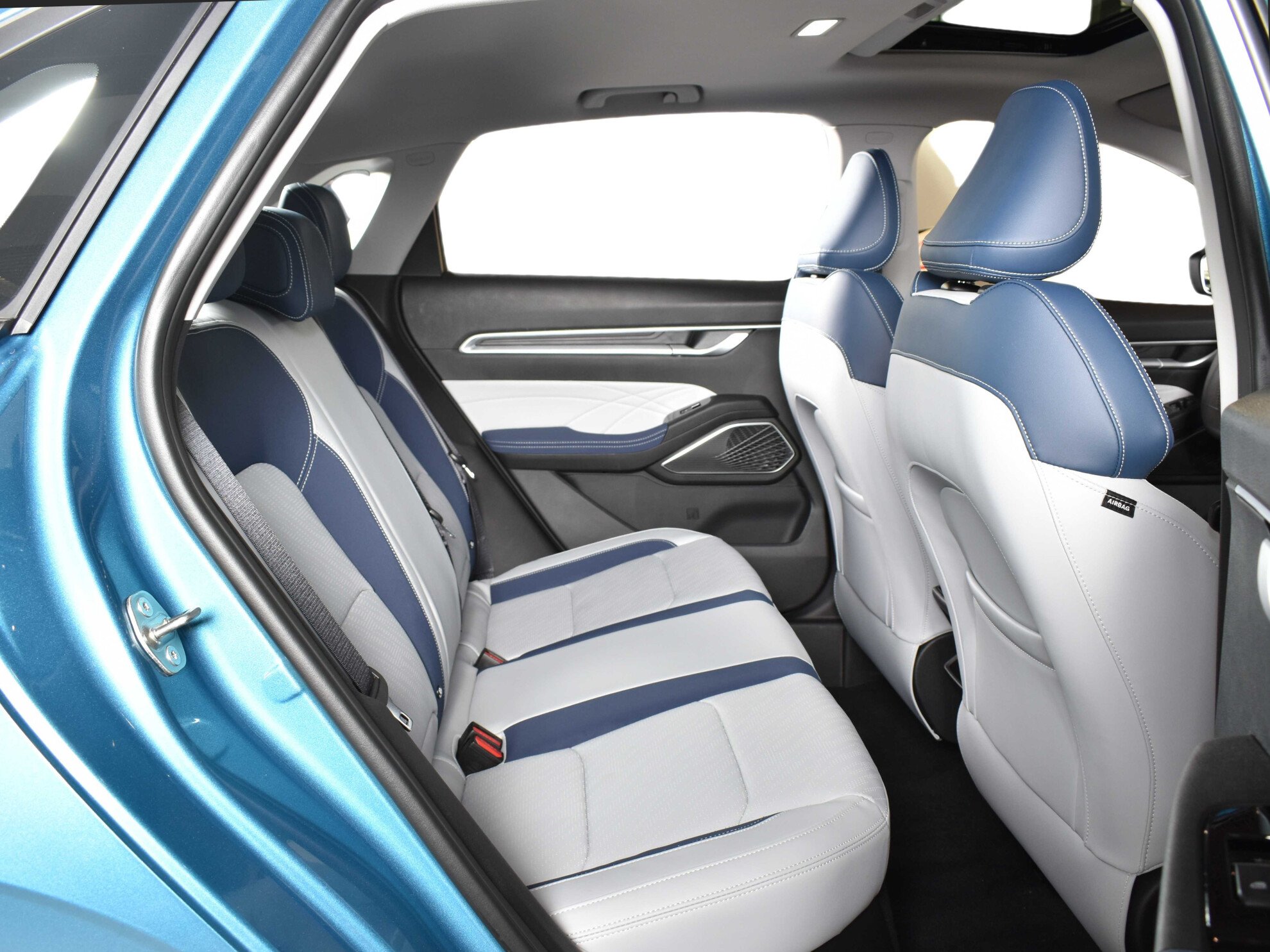 Geely Emgrand 7, II, 2023 фото 6