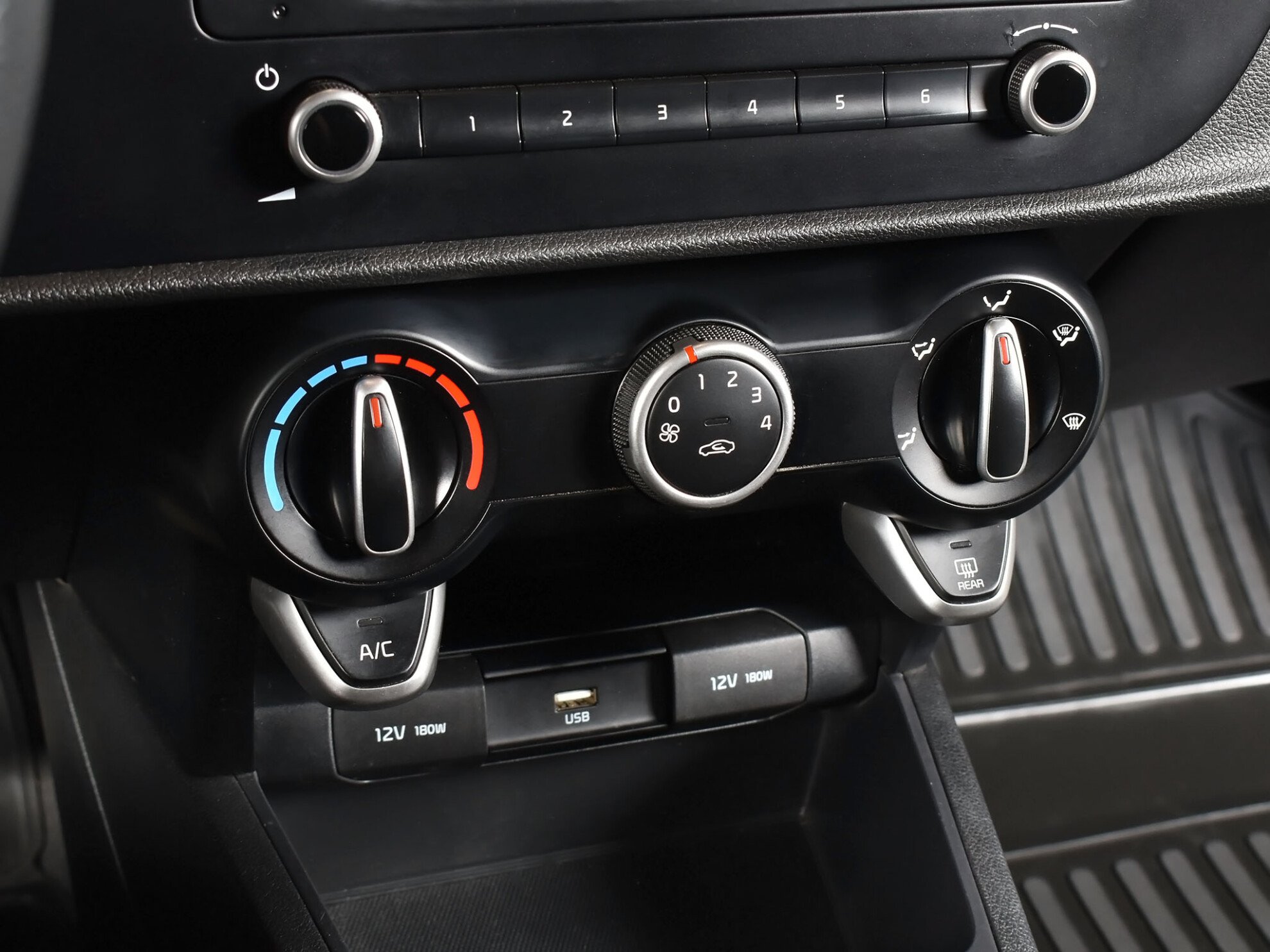 Kia Rio, IV Рестайлинг, 2021 фото 8