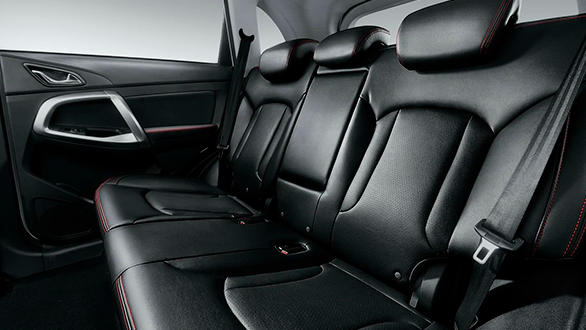 Фото Просторный салон chery Tiggo 5