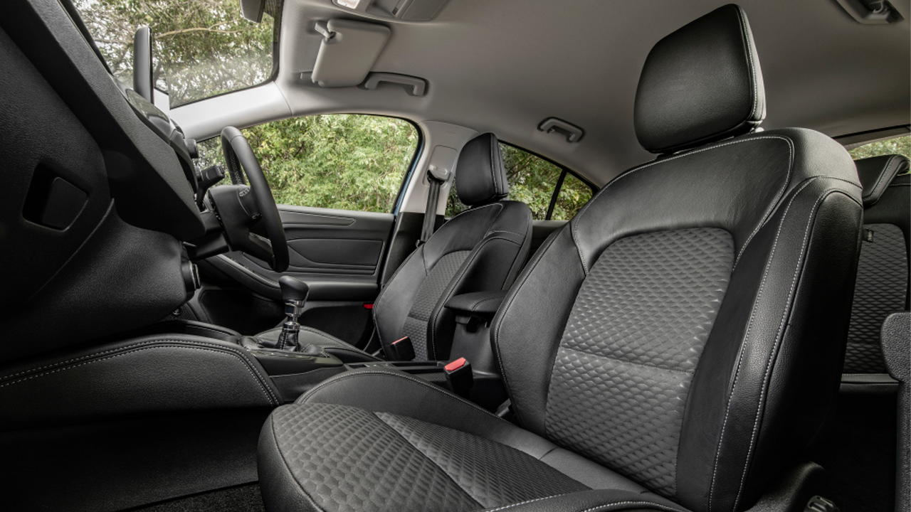 Фото Защитные устройства для дверных проемов ford Focus